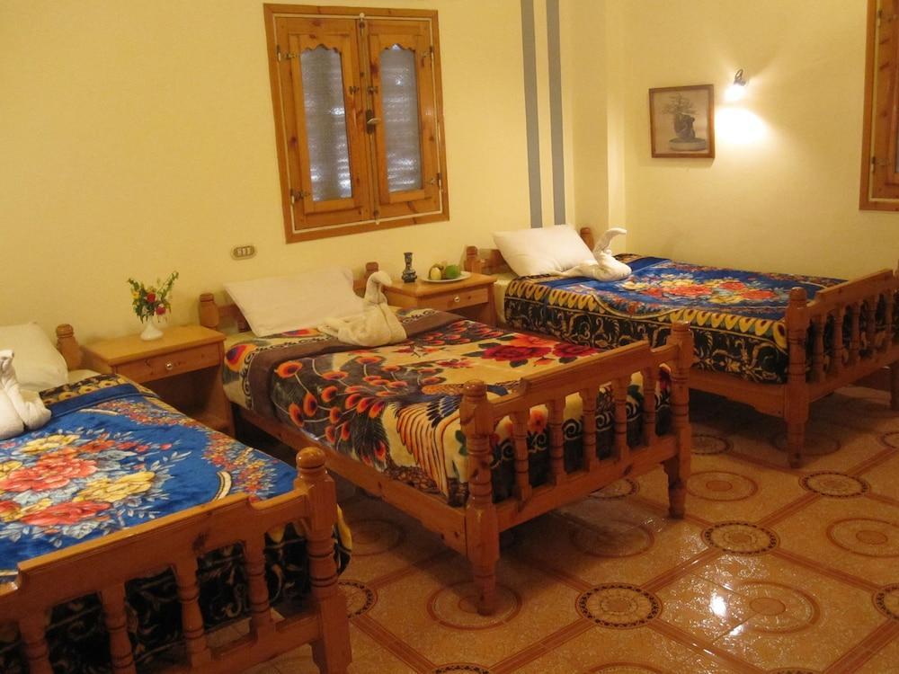 Amon Hotel Luxor Exteriör bild