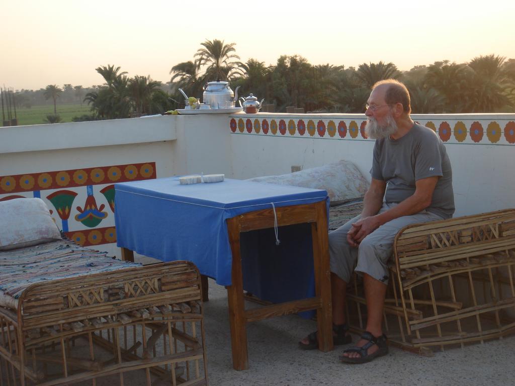 Amon Hotel Luxor Exteriör bild