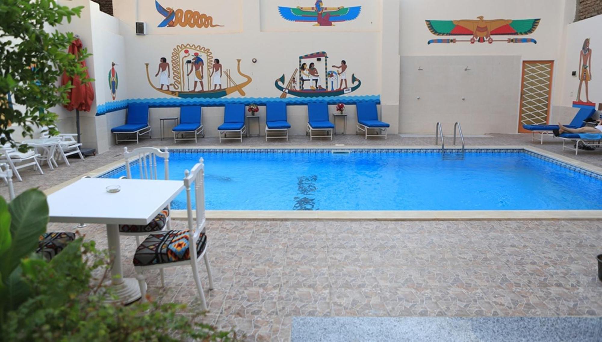 Amon Hotel Luxor Exteriör bild