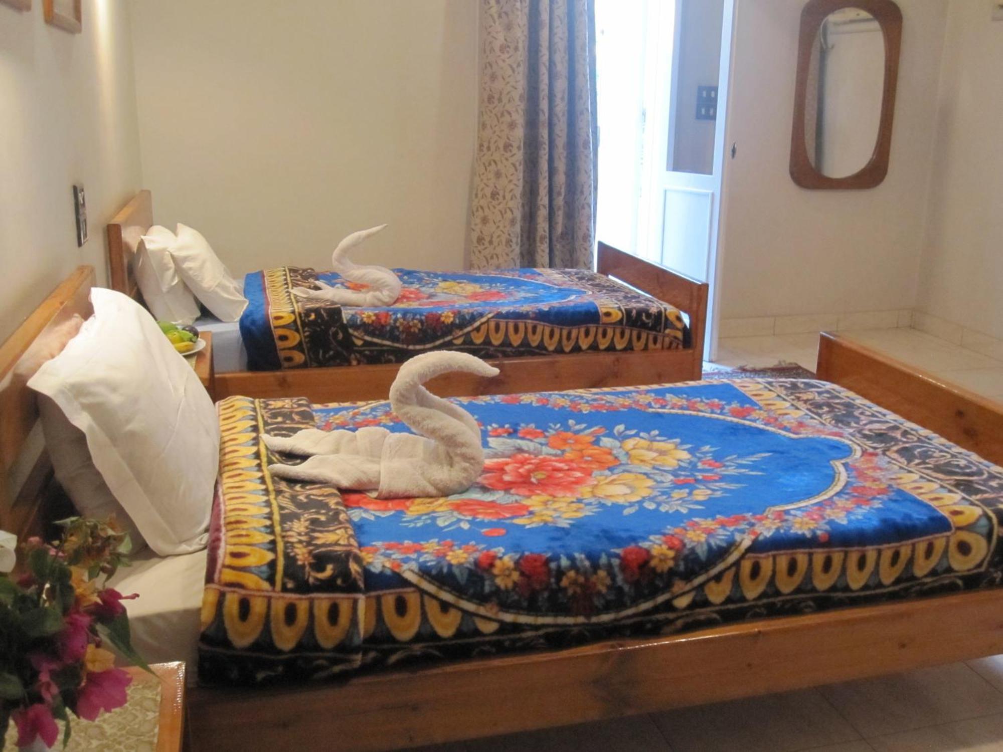 Amon Hotel Luxor Rum bild