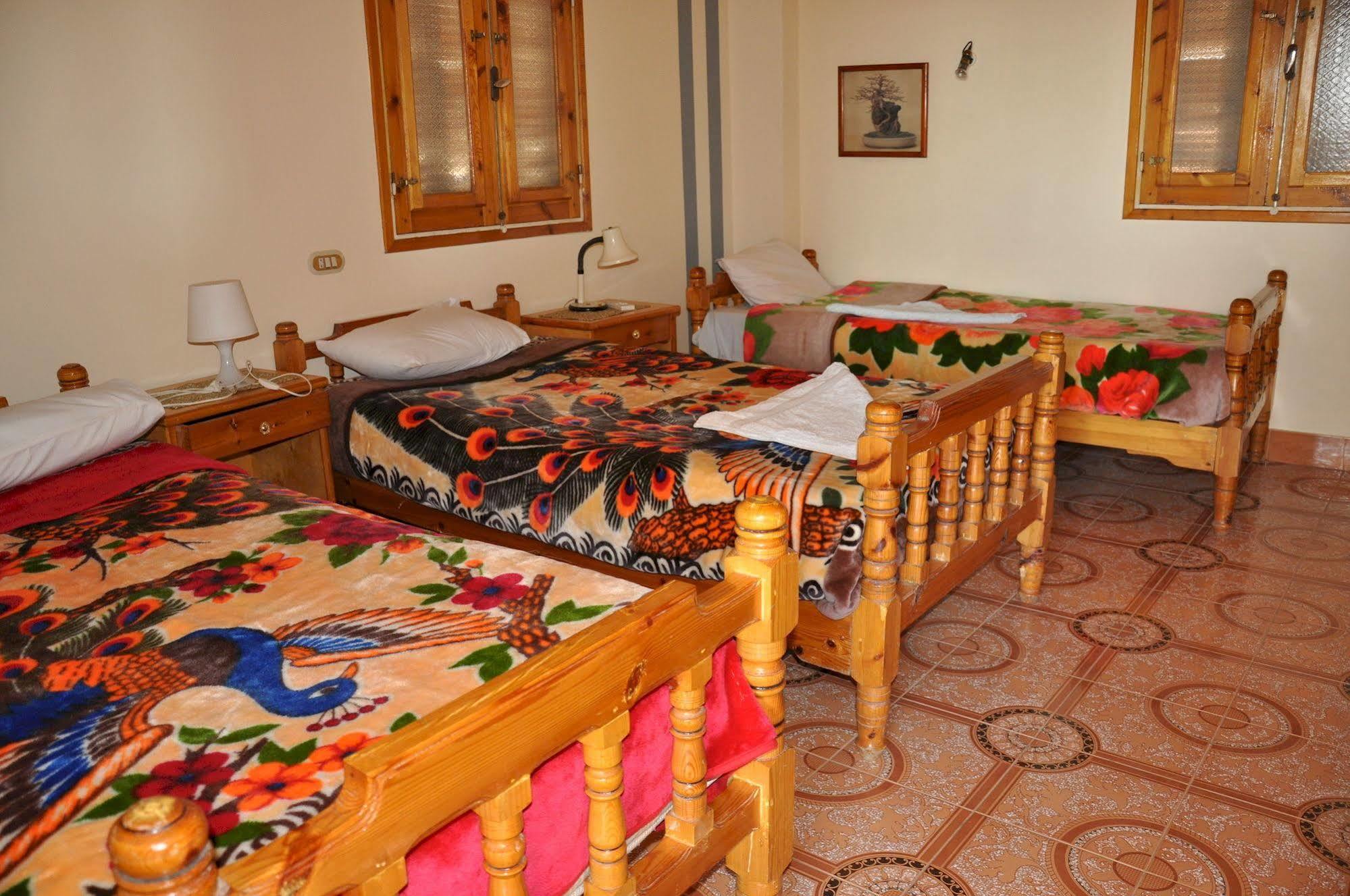 Amon Hotel Luxor Exteriör bild