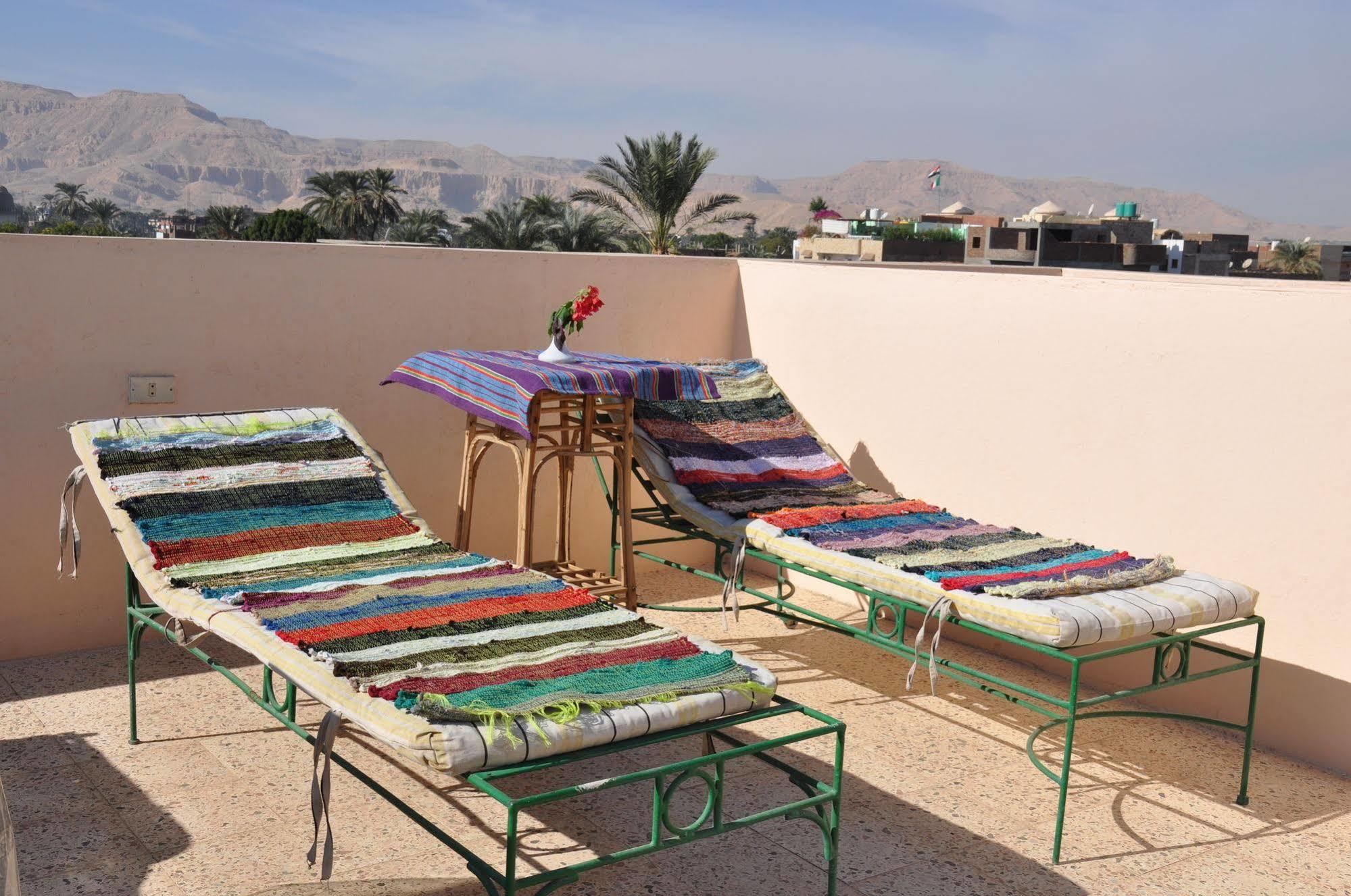 Amon Hotel Luxor Exteriör bild