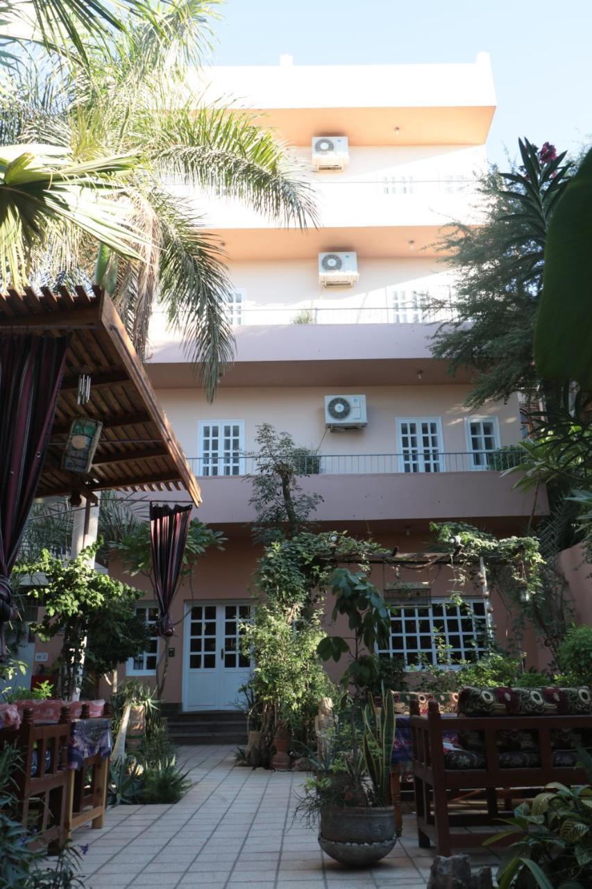 Amon Hotel Luxor Exteriör bild